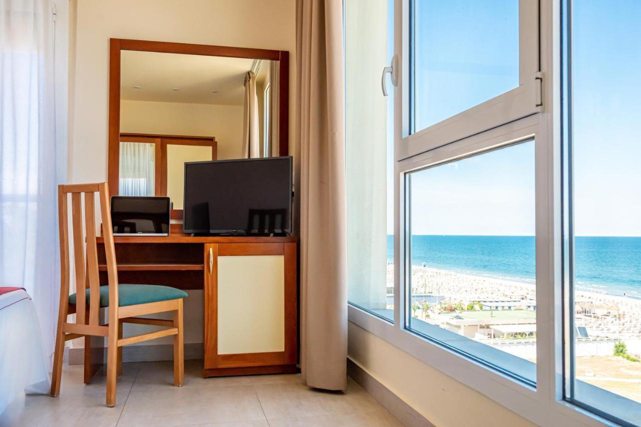 Hotel Adria Milano Marittima Exterior foto
