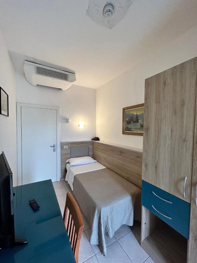 Hotel Adria Milano Marittima Exterior foto