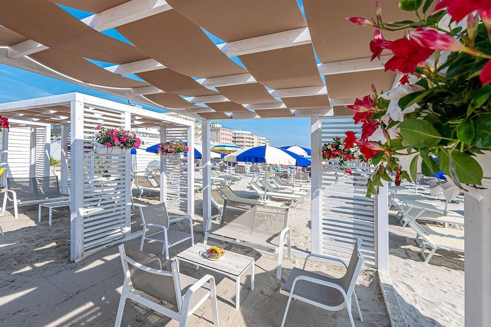 Hotel Adria Milano Marittima Exterior foto