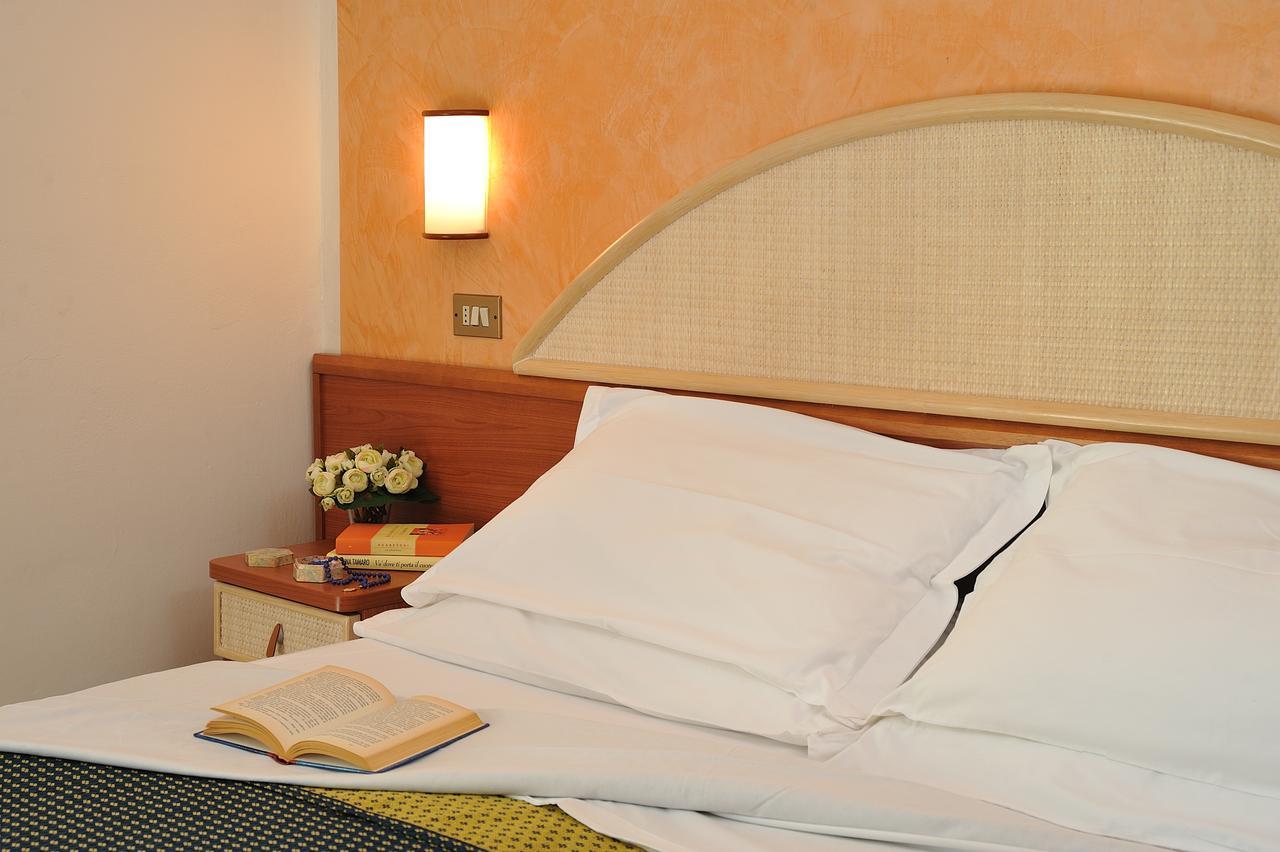 Hotel Adria Milano Marittima Exterior foto